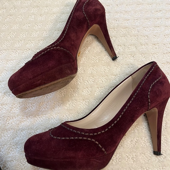 Prada burgundy suede pumps, platform, size 7.5. - Picture 8 of 8